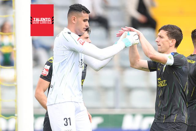 Guarda-redes brasileiro tem sido um dos baluartes da excelente campanha dos auriverdes (Foto: Tondela)