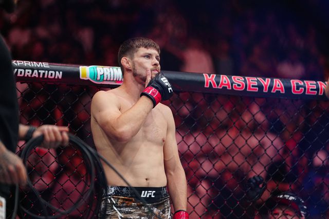 UFC: «A terra é plana, não vimos dos macacos, somos todos pervertidos»