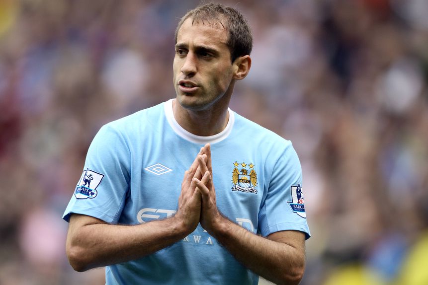 Pabço Zabaleta num jogo co Man. City em 2009
