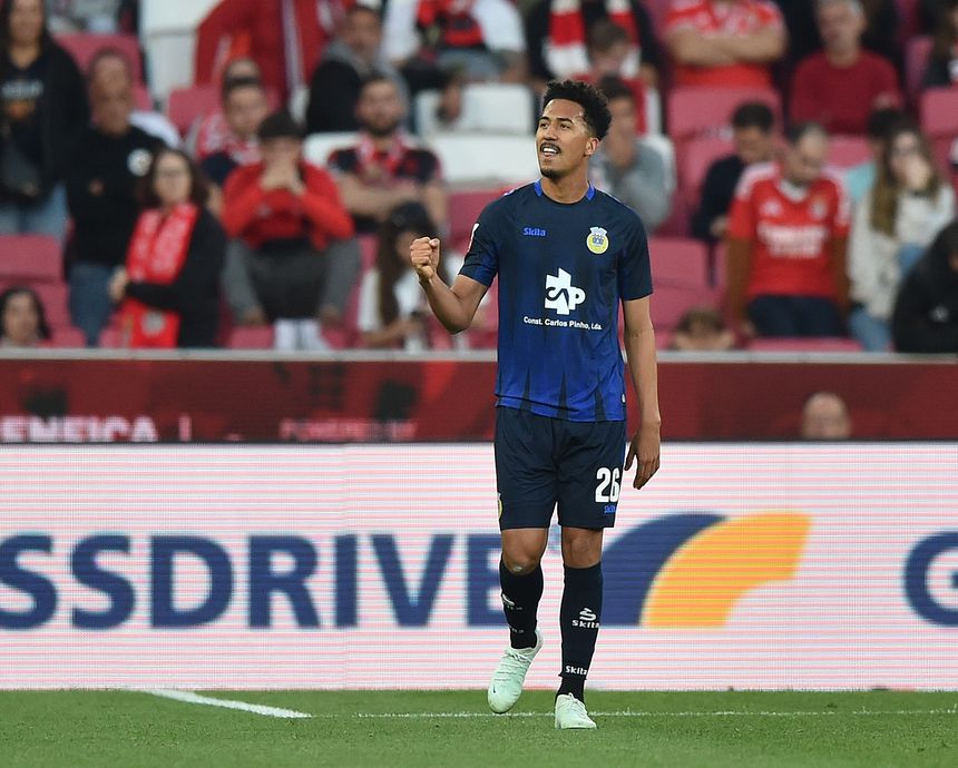 Weverson Costa marcou o segundo golo do Arouca na Luz