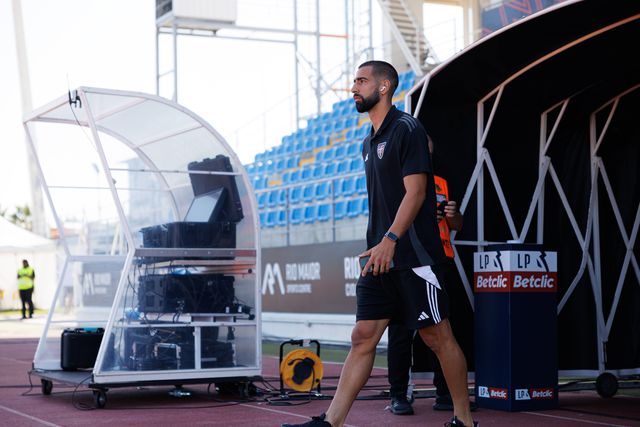 João Goulart, que jogou de leão ao peito durante sete épocas, pode ser titular em Alvalade - Foto: IMAGO