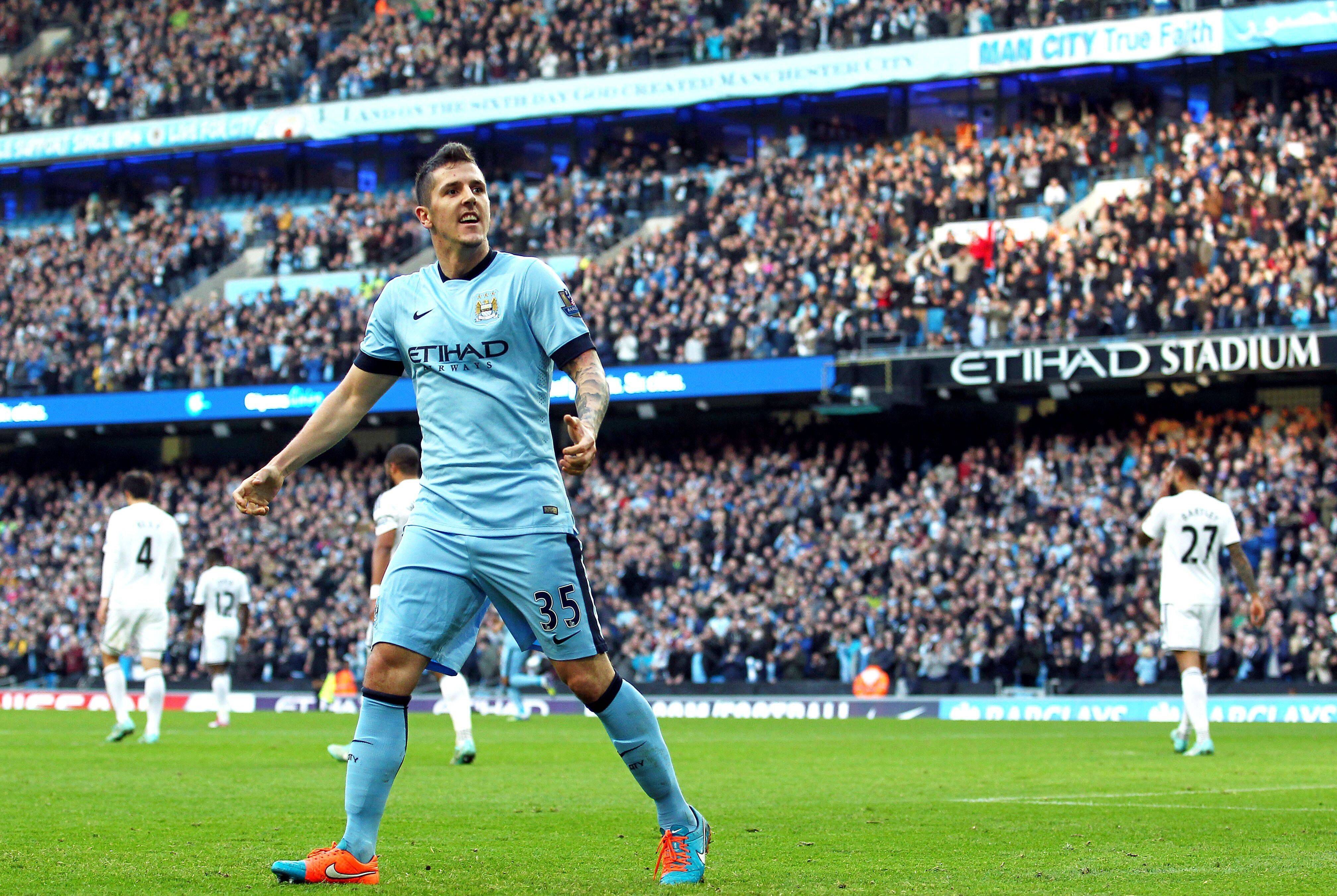 Stevan Jovetic — No meio dos muitos milhões gastos pelo Man. City está o nome do montenegrino. Não vingou no Etihad e entretanto já passou por Sevilha, Mónaco, Hertha, Olympiakos e Omonia.