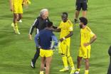 Jorge Jesus gosta tanto de Mané... que até lhe dá pontapés