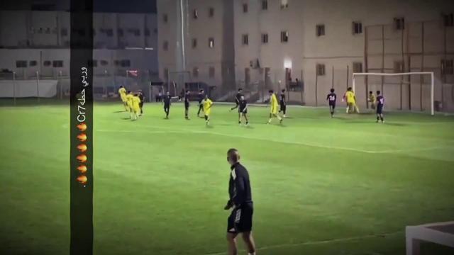 Cristianinho faz hat-trick e marca livre perfeito