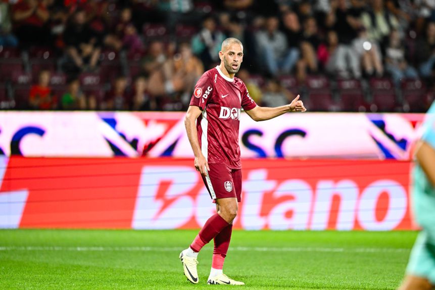 Um golo e duas assistências para Slimani em 16 jogos no Cluj