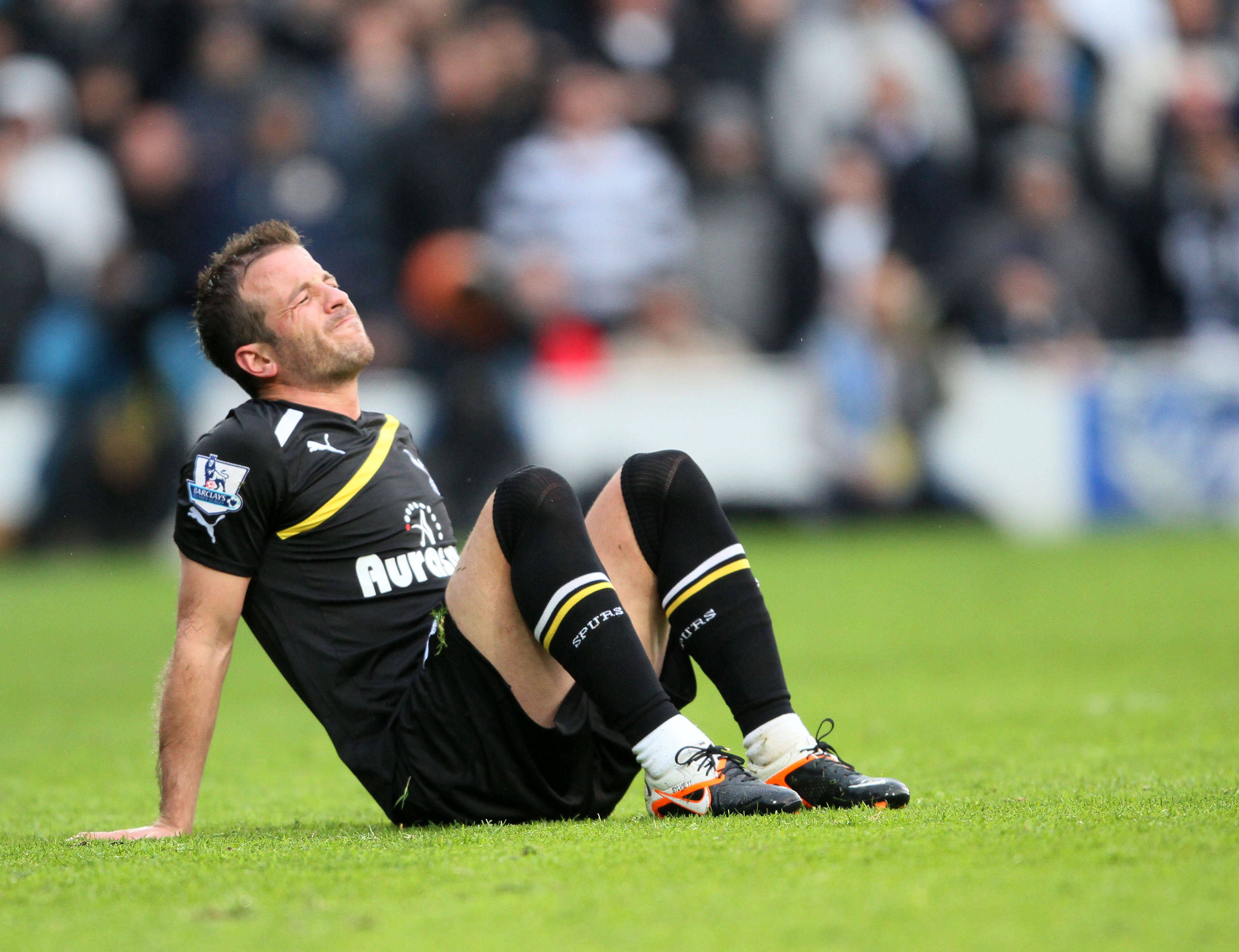 Rafael van der Vaart — Dono de um senhor pé esquerdo, o 10 neerlandês vestiu a camisola do Real Madrid durante dois anos mas sem grande sucesso. Acabou carreira na Dinamarca (Esbjerg).