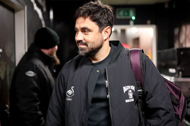 Vítor Matos, treinador do Swansea — Foto: Swansea