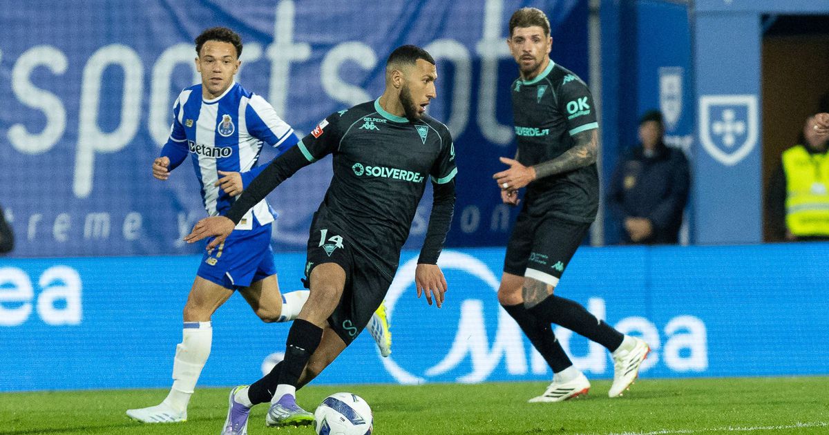 Estoril: Begraoui pressiona Pavlidis e Luis Suárez