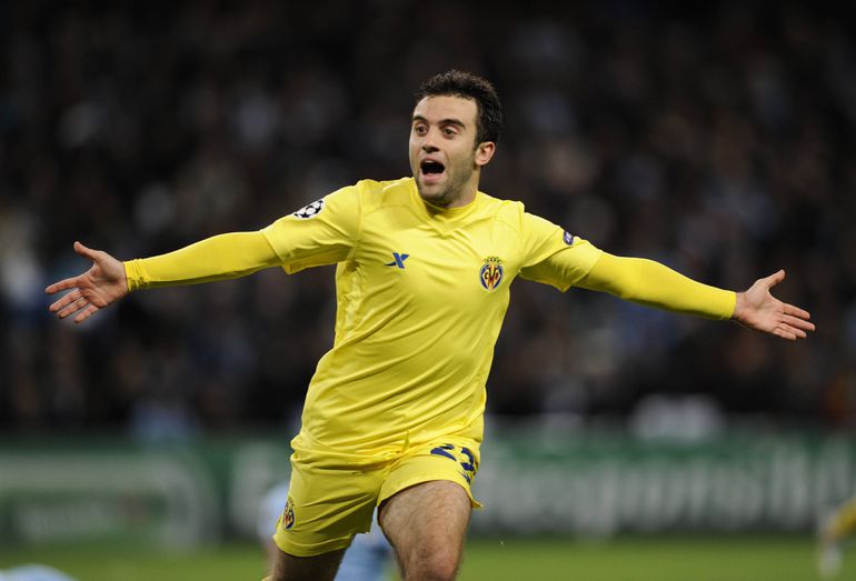 Giuseppe Rossi — 'Rebentou' muito novo no Man. United, produto da formação, mas não se impôs em Old Trafford. Ainda marcou muitos golos no Villarreal. Acabou carreira em 2023, na SPAL