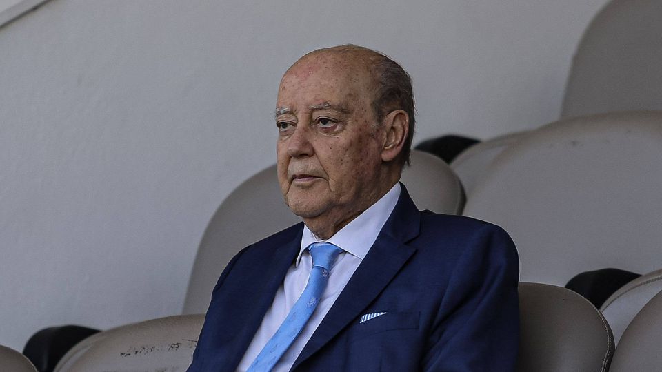 João Kohler mostra Pinto da Costa no Dragão