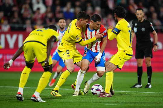 Villarreal vence Girona com Gonçalo Guedes em campo