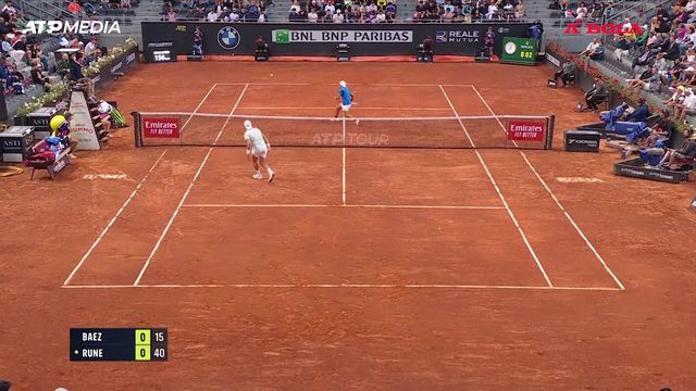 Baez recupera e surpreende Rune