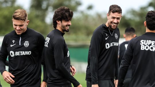 Três jovens chamados ao treino do Sporting (fotos)