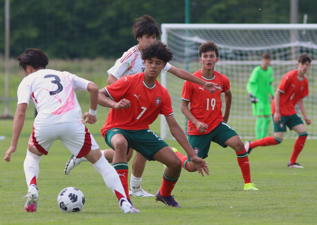 Cristianinho titular nos Sub-15 pela primeira vez