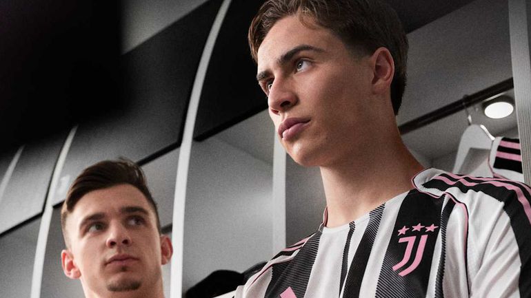 Juventus mostra camisola para a próxima época com... Francisco Conceição