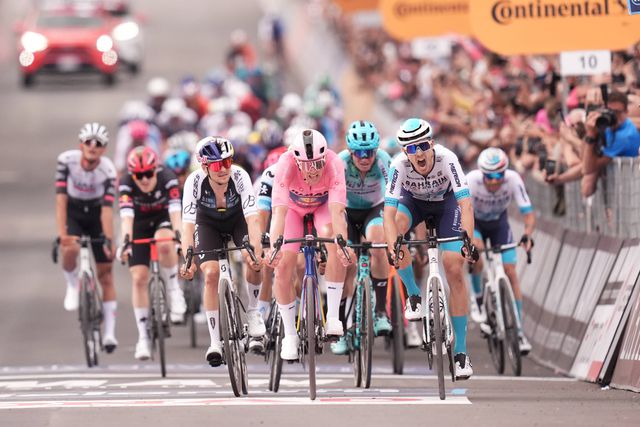 Giro de Itália: Mads Pedersen conquista 'tri' com motivação extra