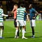 Celtic continua na corrida ao título escocês após penálti polémico