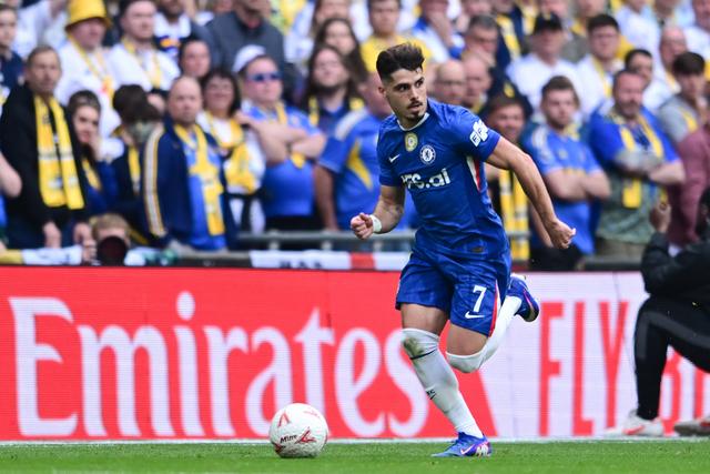 Treinador do Chelsea dá boas notícias a Martínez antes da final da Taça