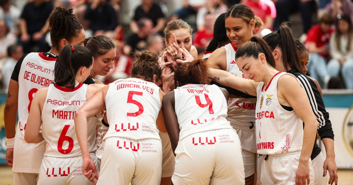 Benfica sagra-se tricampeão nacional