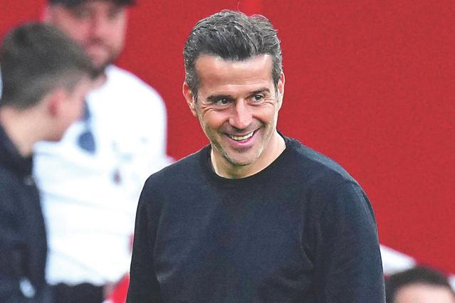Marco Silva, 48 anos, está recetivo ao convite do Benfica — Foto: IMAGO
