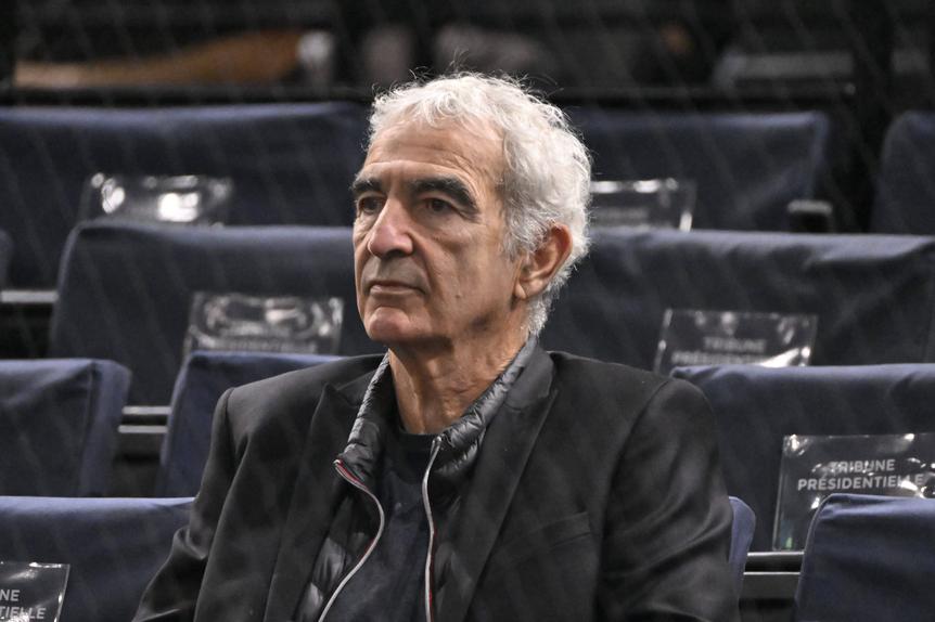 Raymond Domenech orientou a França entre 2004 e 2010