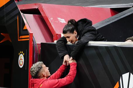 Obsessão pela namorada levou à agressão a Torreira em Istambul (fotos)