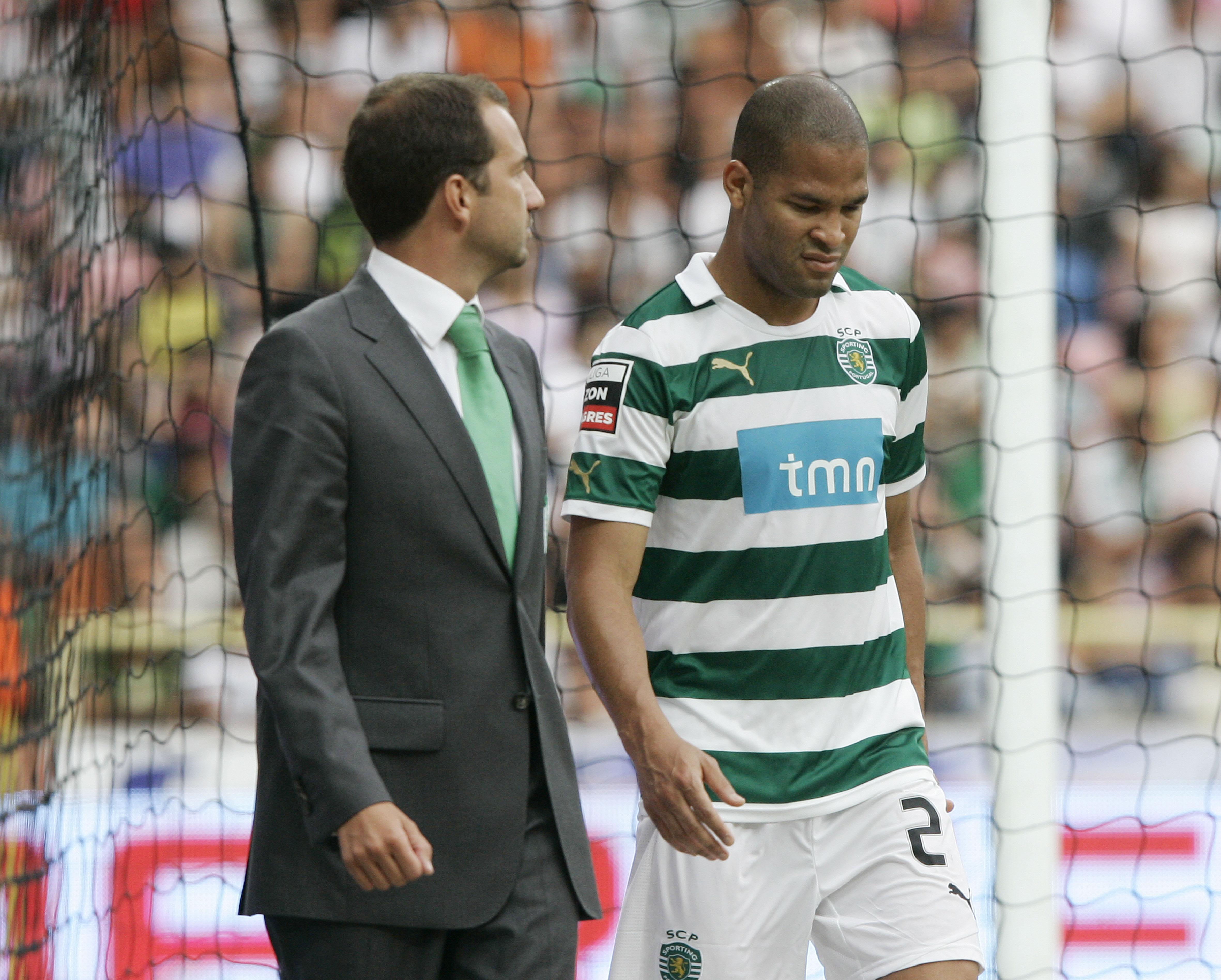 Alberto Rodríguez: as lesões condicionaram a evolução do central que disputou apenas 13 jogos pelo Sporting na única época em que representou o clube (2011/12)