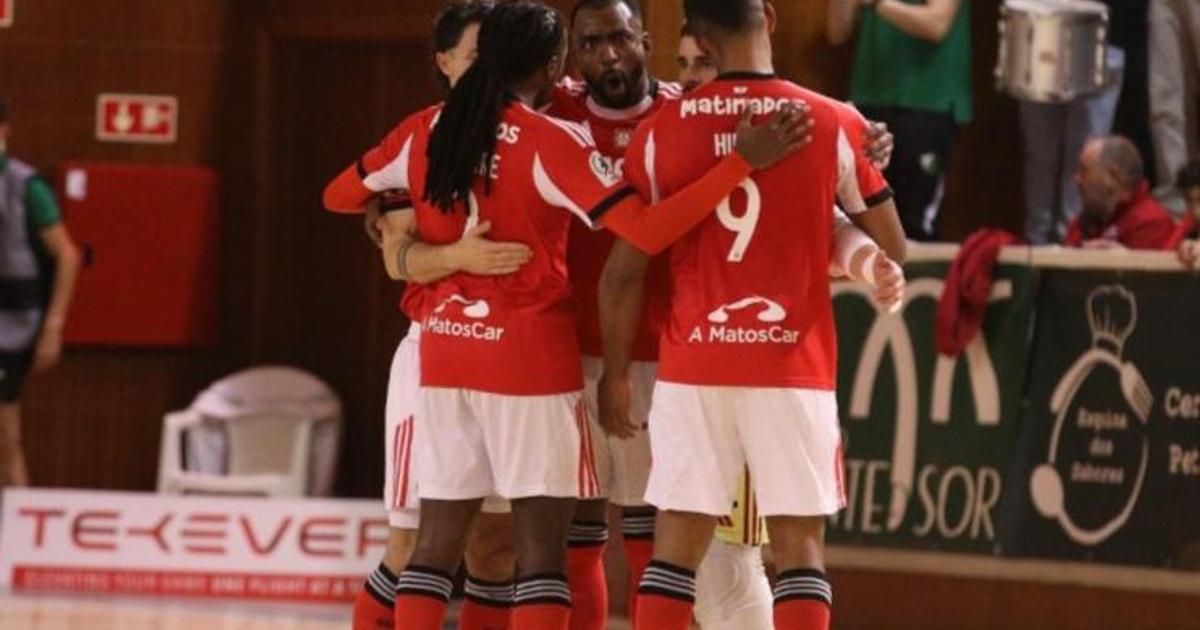 Benfica demorou um pouco a descer do Eléctrico