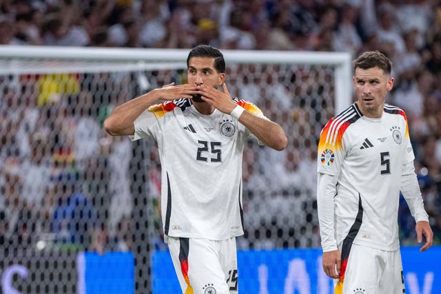 VÍDEO: Emre Can aplica 'chapa cinco' a segundos do fim