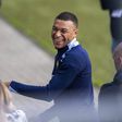 Boa notícia para França: «Mbappé vai estar pronto»