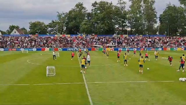 Grande ambiente no treino da Seleção Nacional
