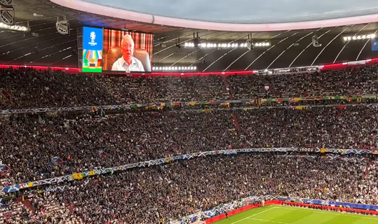 Mensagem de Ferguson na Allianz Arena