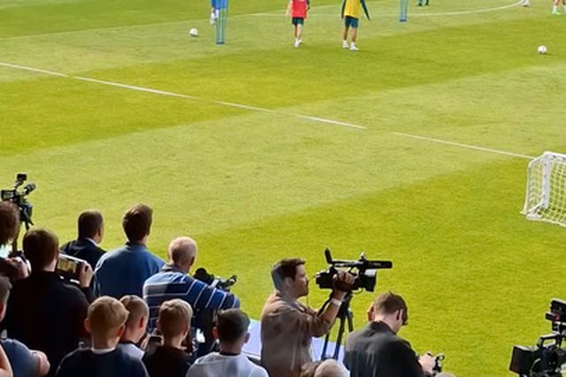 O golo que todos esperavam no treino da Seleção: «Siiiiiiiiiiiiiiiiiiiiiiiiiiiii!»
