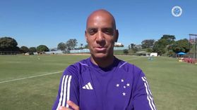 «Será que as pessoas se esquecem da realidade e dos objetivos dos clubes?»