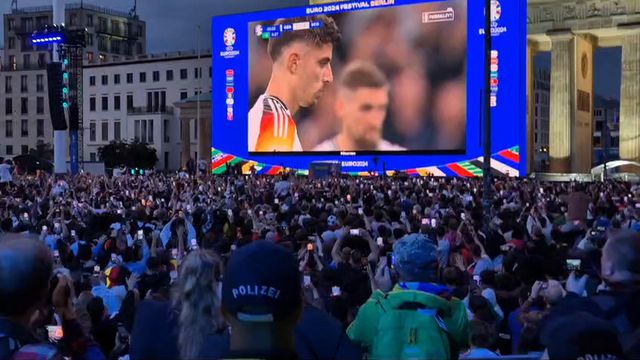 O 2-0 de Havertz foi celebrado assim em Berlim