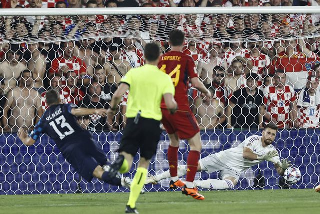 Espanha-Croácia, duelo de favoritos logo a abrir o Grupo B