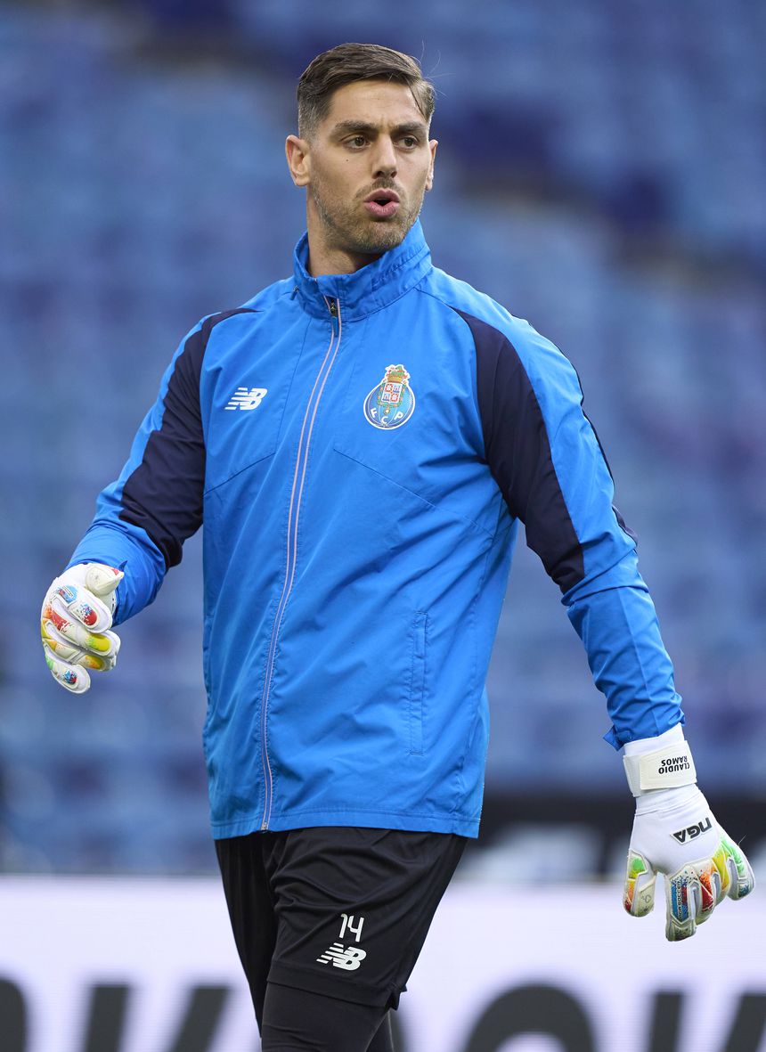 Cláudio Ramos titular frente ao Palmeiras (FOTO: IMAGO)