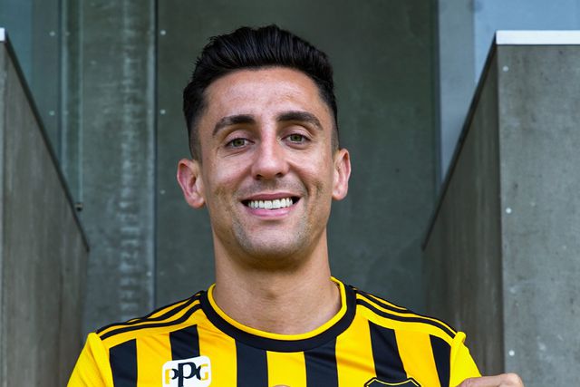 Ex-Sporting, Benfica e Milan reforça campeão da Liga 3