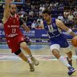 Benfica lidera (21-24) a caminho do intervalo!