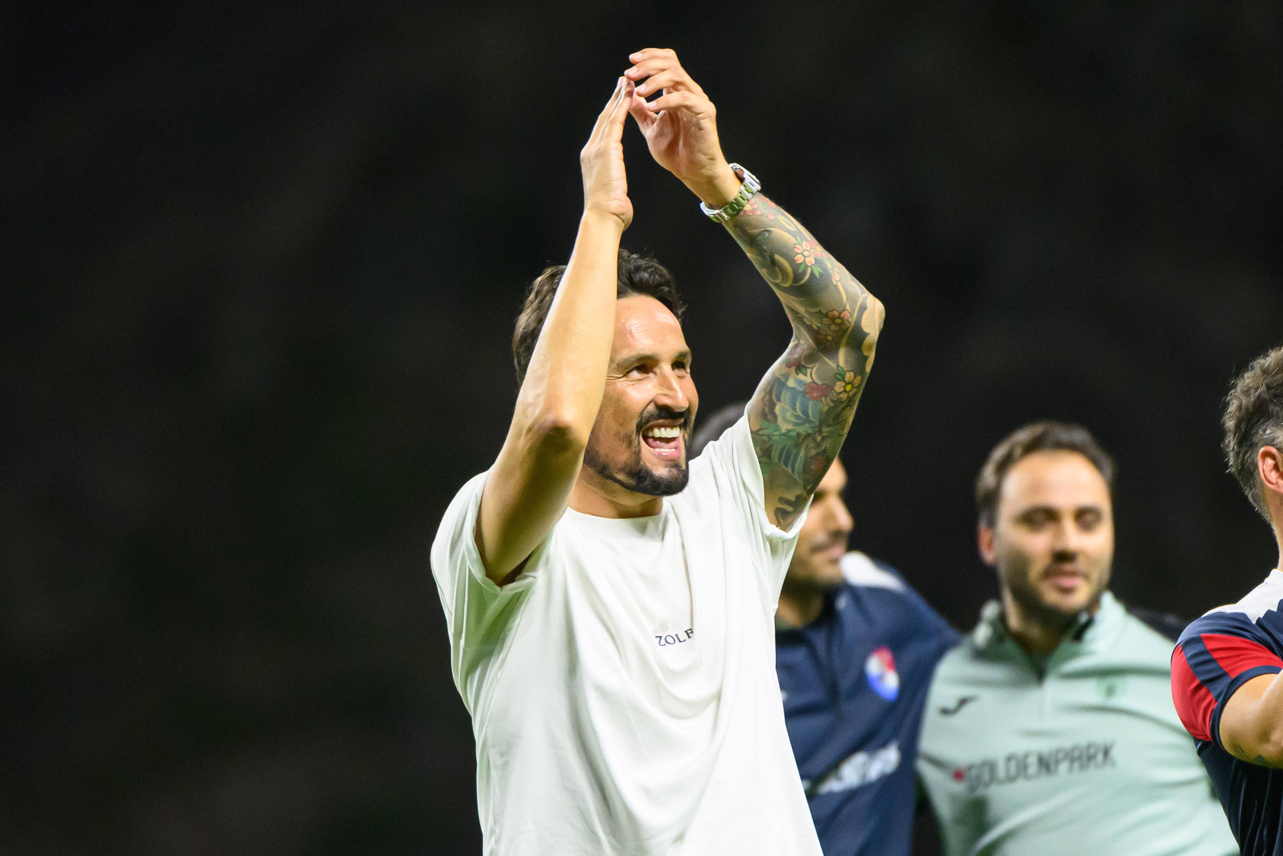 César Peixoto está a caminho do Wolverhampton e Gil Vicente escolheu Luís Pinto para a sucessão
