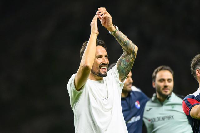 César Peixoto está a caminho do Wolverhampton e Gil Vicente escolheu Luís Pinto para a sucessão