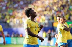 Vini Jr. aponta ao título mundial, mas admite: «Vamos precisar de jogar melhor»