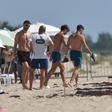 Jogadores da Seleção na praia em Palm Beach - Foto: Miguel Nunes