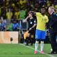 Carlo Ancelotti com Vinícius Junior