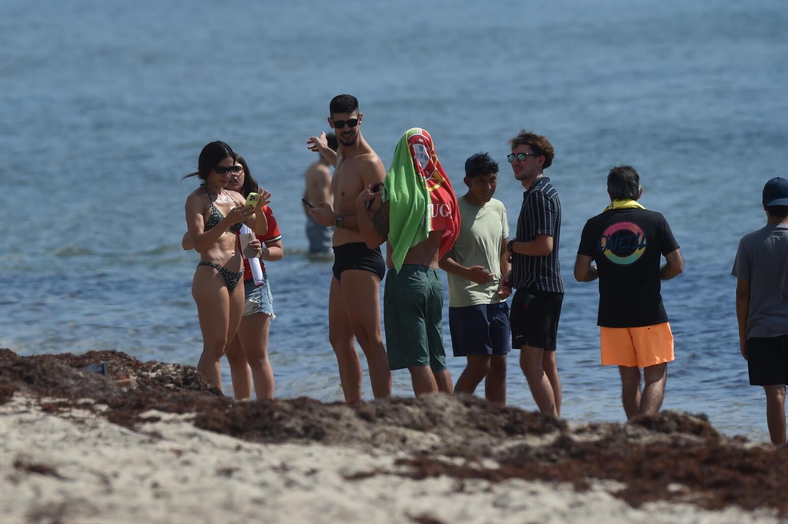 Jogadores da Seleção na praia em Palm Beach - Foto: Miguel Nunes