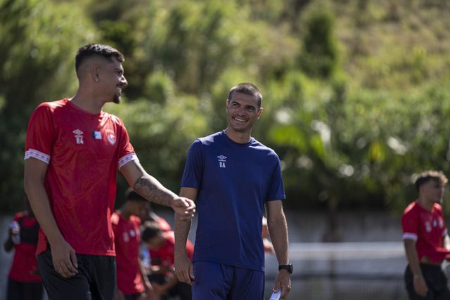 Santa Clara: histórico é o próximo treinador da equipa B