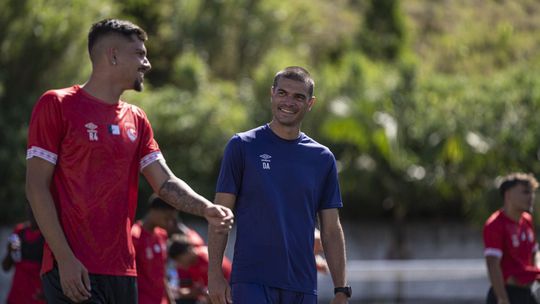 Santa Clara: histórico é o próximo treinador da equipa B