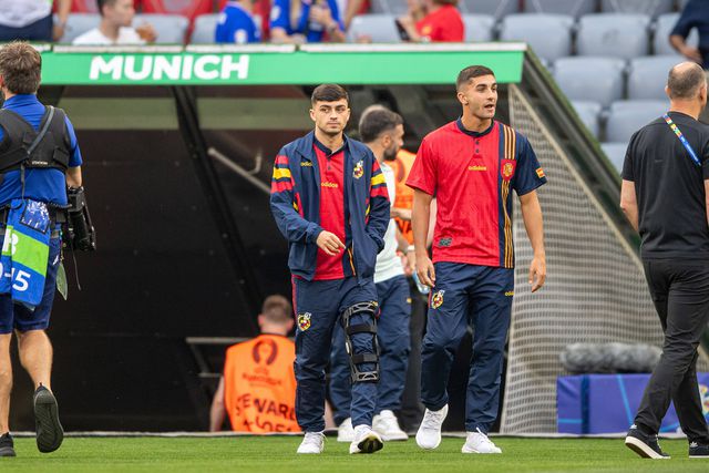 Lesão de Pedri obriga a falhar pré-época no Barcelona