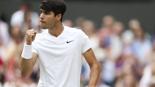 Ténis: Alcaraz conquista Wimbledon pela segunda vez consecutiva