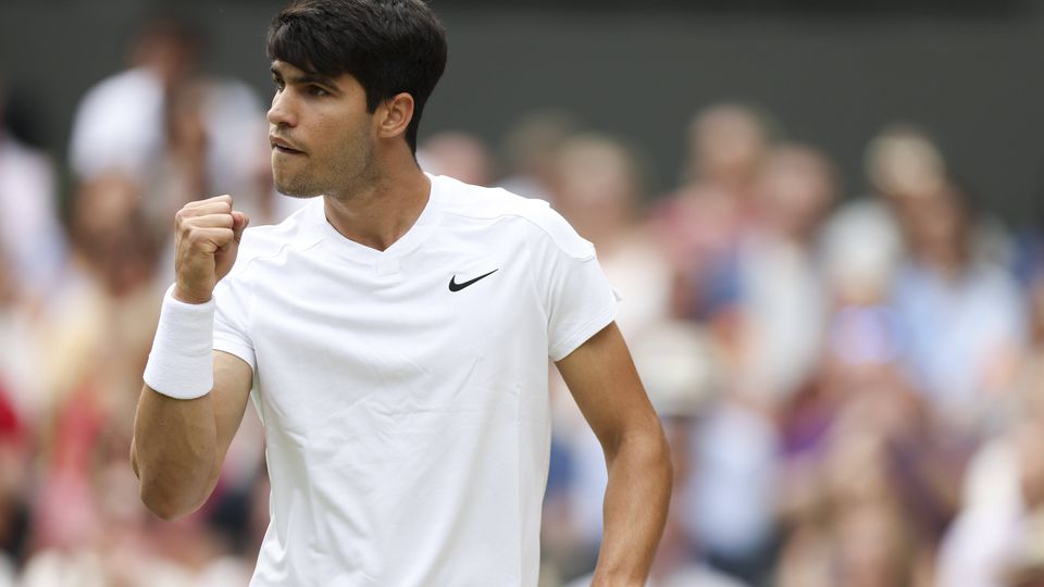 Ténis: Alcaraz conquista Wimbledon pela segunda vez consecutiva